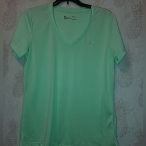 Under Armour Women's Light Green V-Neck Tee